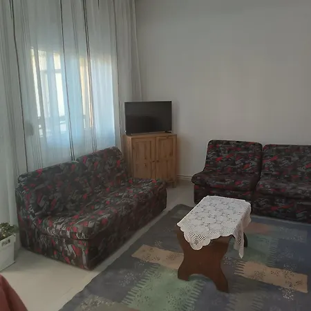 Kipseli 1 Apartment *